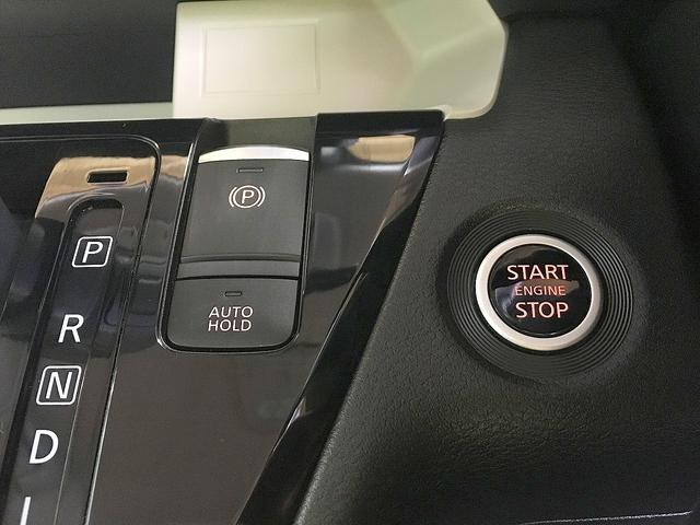 デリカミニ Ｇ　プレミアム　修復歴無し　禁煙車　純正ＣＤ　ＡＵＸ接続　アラウンドビューモニター　スマートキー　両側自動ドア　衝突軽減ブレーキ　Ｍｉパイロット　電動パーキングブレーキ　ＬＥＤヘッドライト（17枚目）