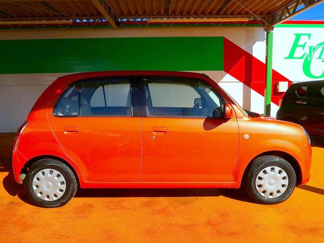 ミラジーノ Ｌ　修復歴なし　純正ＤＶＤナビ　ＣＤ／ＤＶＤ再生　バックカメラ　キーレス　ＥＴＣ　シートカバー　電格ミラー　フル装備（6枚目）