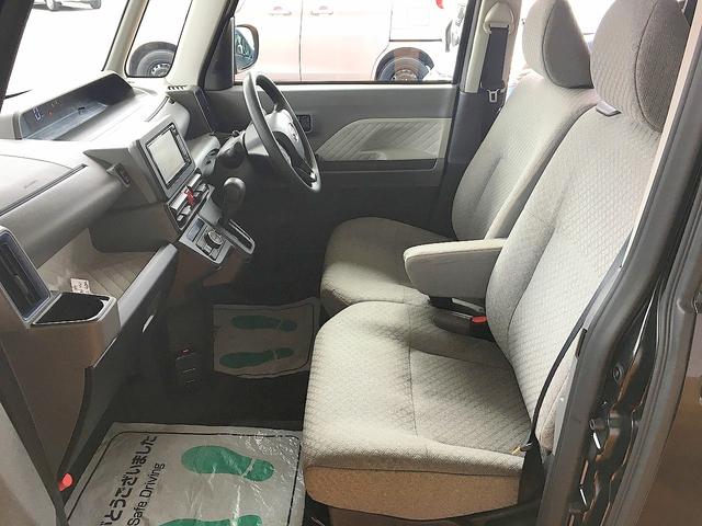 助手席エアバッグも付いて安心ですね！