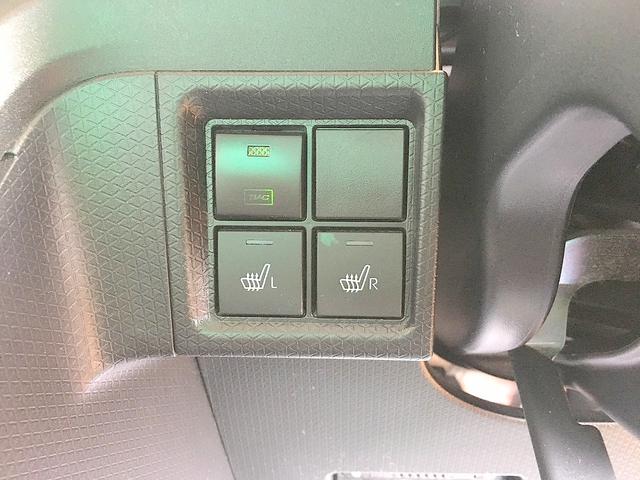 ステアリングスイッチ付きです！手元でハンドルから手を放すことなくオーディオ等コントロールが出来ます！