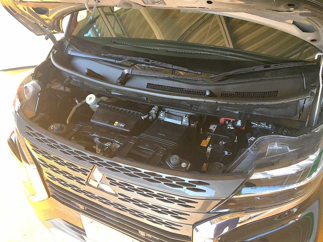 ｅＫクロススペース Ｔ　修復歴無し　禁煙車　ターボ　純正ＳＤナビ　フルセグＴＶ　ＤＶＤ／Ｂｌｕｅｔｏｏｔｈ再生　バックカメラ　スマートキー　自動ドア　衝突軽減ブレーキ　ＥＴＣ　ＬＥＤ　パドルシフト　シートヒータ　ＬＥＤ（10枚目）