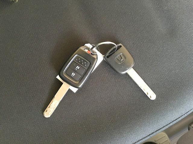 N-VAN G・ホンダセンシング 修復歴無し ハイルーフ 禁煙車 純正ラジオ 衝突軽減ブレーキ レーンキープ 横滑り防止 キーレスキー クルコン i-stop オートエアコン(4枚目)