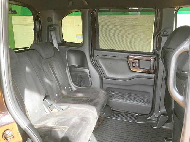 N-BOXカスタム G・Lホンダセンシング 修復歴無し 純正メモリナビ フルセグTV DVD/Bluetooth再生 バックカメラ スマートキー 両自動ドア 衝突軽減ブレーキ ビルトインETC LED フォグ 純正フルエアロ&14AW(15枚目)