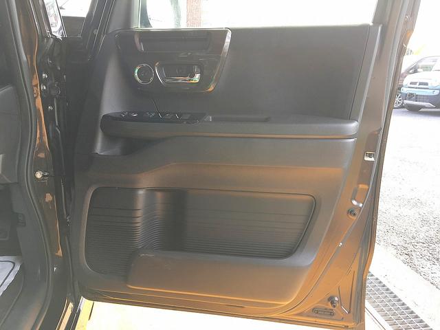 N-BOXカスタム G・Lホンダセンシング 修復歴無し 純正メモリナビ フルセグTV DVD/Bluetooth再生 バックカメラ スマートキー 両自動ドア 衝突軽減ブレーキ ビルトインETC LED フォグ 純正フルエアロ&14AW(45枚目)