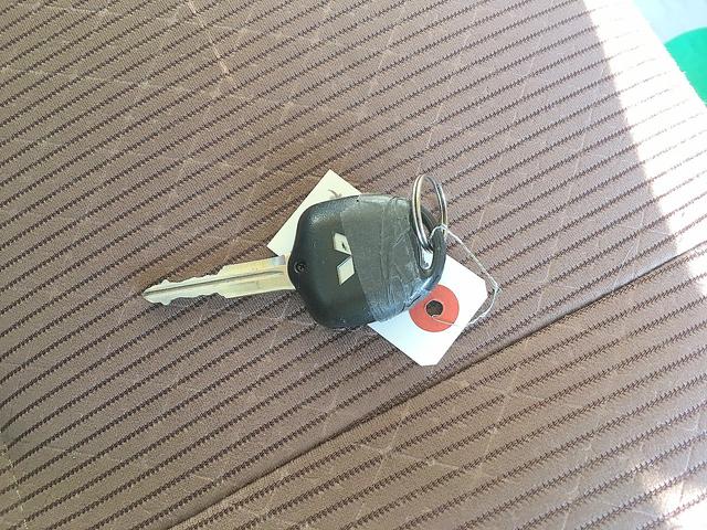 ｅＫワゴン Ｅ　修復歴なし　禁煙車　社外ＣＤ／ＡＵＸ接続　キーレス　シートヒータ　社外前後ドラレコ　電格ミラー　フル装備（4枚目）