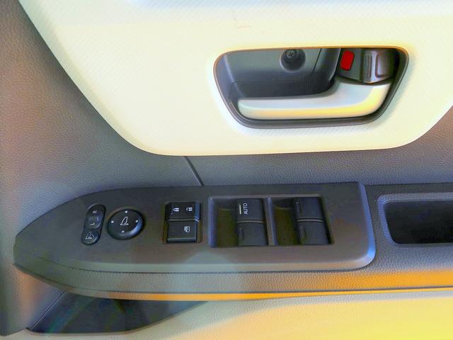 スイッチ類も目立つキズなどなく綺麗です！