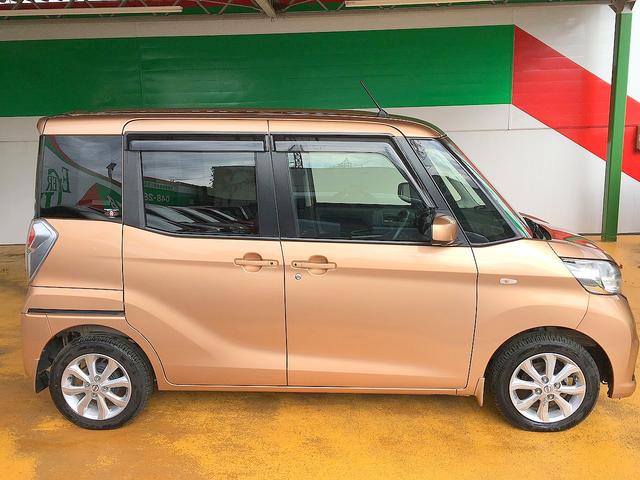 デイズルークス Ｘ　Ｖセレクション　修復歴無し　禁煙車　純正メモリーナビ　フルセグＴＶ　Ｂｌｕｅｔｏｏｔｈ再生　アラウンドビューモニター　インテリキー　両側自動ドア　衝突軽減ブレーキ　純正１４インチアルミホイール（6枚目）