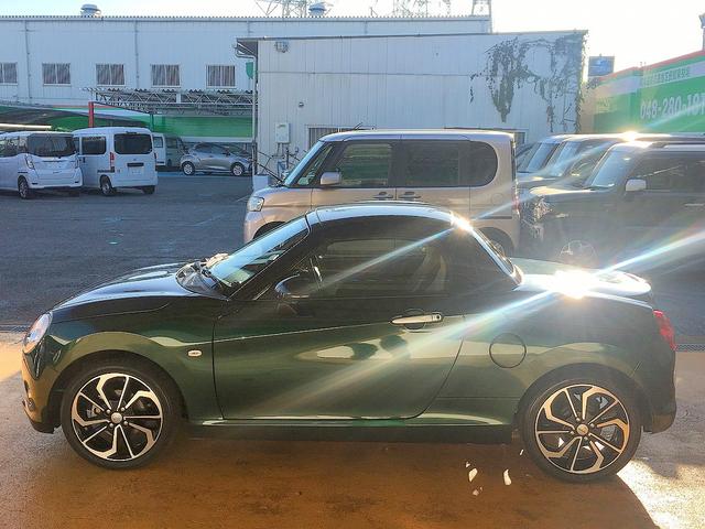 コペン セロ 修復歴無し 禁煙車 純正メモリーナビ フルセグTV Bluetooth再生 バックモニター プッシュスタート スマートキー オープントップ シートヒーター LEDヘッドライト フォグライト(9枚目)