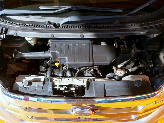 デイズ ハイウェイスター　Ｘ　修復歴なし　純正ＳＤナビ　ＣＤ／ＤＶＤ／Ｂｌｕｅｔｏｏｔｈ再生　フルセグＴＶ　アラウンドビューモニタ　インテリキー　ＥＴＣ　ＨＩＤ　フォグ　純正フルエアロ＆１４ＡＷ（10枚目）