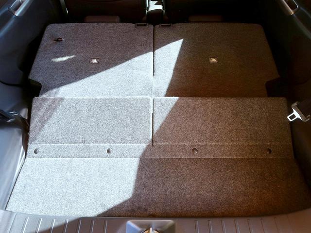 デイズ ハイウェイスター　Ｘ　修復歴なし　純正ＳＤナビ　ＣＤ／ＤＶＤ／Ｂｌｕｅｔｏｏｔｈ再生　フルセグＴＶ　アラウンドビューモニタ　インテリキー　ＥＴＣ　ＨＩＤ　フォグ　純正フルエアロ＆１４ＡＷ（11枚目）