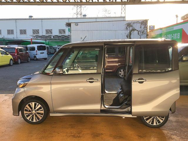 デイズルークス ライダー　修復歴無し　禁煙車　純正ＳＤナビ　フルセグＴＶ　ＤＶＤ／Ｂｌｕｅｔｏｏｔｈ再生　アラウンドビューモニタ　両自動ドア　衝突軽減ブレーキ　インテリキー　ＥＴＣ　シートヒーター　クルコン　ＬＥＤ（9枚目）