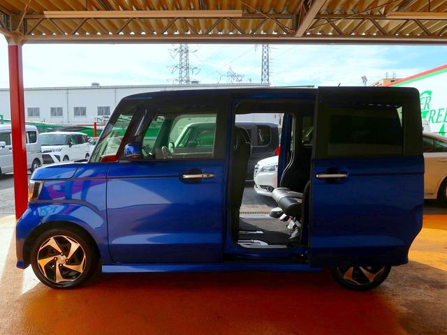 Ｎ－ＢＯＸカスタム Ｇ・ＥＸターボホンダセンシング　修復歴なし　禁煙車　純正メモリナビ　ＣＤ／ＤＶＤ／Ｂｌｕｅｔｏｏｔｈ再生　フルセグＴＶ　ステアＳＷ　バックカメラ　両自動ドア　衝突軽減ブレーキ　スマートキー　　ビルトインＥＴＣ　パドルシフト　ＬＥＤ（8枚目）