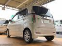 CVT車です。エンジン回転数と車速の関係を自由に設定できることから、エンジン出力を非常に効率よく活用でき、従来のATやMTにあった変速ショックを皆無にでき燃費面でも大きなメリットです!
