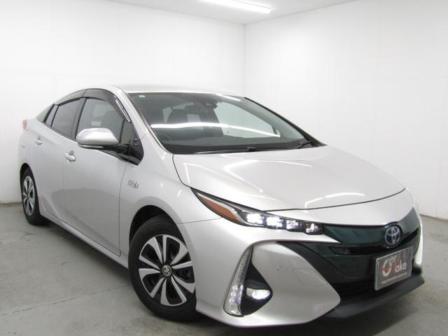 プリウスＰＨＶ Ａプレミアム　黒革シート　ブラインドスポットモニター　ヘッドアップディスプレイ　セーフティセンスＰＫＧ　１１．６インチナビＢカメラ地デジ　ブルートゥース　ＡＣ１００Ｖ電源　クリアランスソナー　パーキングアシスト（5枚目）