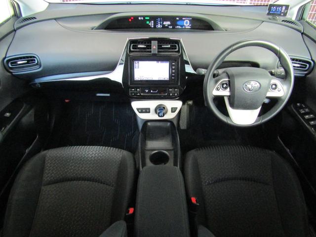 プリウス Ｓ　セーフティセンスＰＫＧ　新品フルエアロ　新品１９インチＡＷ　新品タイヤ　ナビＢカメラ　ブルートゥース　レーダークルーズＣ　プリクラッシュセーフティシステム　レーンキープアシスト　オートハイビーム（30枚目）