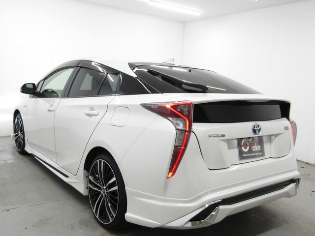 プリウス Ｓ　セーフティセンスＰＫＧ　新品フルエアロ　新品１９インチＡＷ　新品タイヤ　ナビＢカメラ　ブルートゥース　レーダークルーズＣ　プリクラッシュセーフティシステム　レーンキープアシスト　オートハイビーム（38枚目）