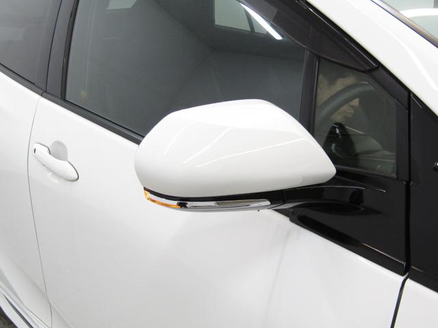 プリウスＰＨＶ Ａプレミアム　黒革シート　ブラインドスポットモニター　ヘッドアップディスプレイ　モデリスタエアロ　１７インチＡＷ　１１．６インチナビＢカメラ　ドラレコ　ＡＣ電源　クリアソナー　Ｐアシスト　セーフティセンスＰＫＧ（9枚目）