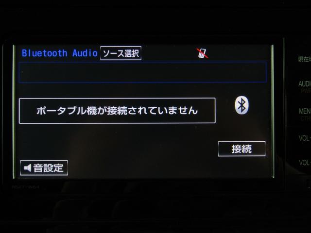 プリウス Ｓツーリングセレクション　黒革シート　セーフティセンスＰＫＧ　新品フルエアロ　新品１９インチＡＷ　新品タイヤ　ナビＢカメラ　ドラレコ　シートヒーター　レーダークルーズＣ　プリクラッシュセーフティシステム　レーンキープアシスト（26枚目）
