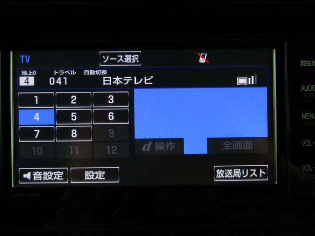 プリウス Ｓツーリングセレクション　黒革シート　セーフティセンスＰＫＧ　新品フルエアロ　新品１９インチＡＷ　新品タイヤ　ナビＢカメラ　ドラレコ　シートヒーター　レーダークルーズＣ　プリクラッシュセーフティシステム　レーンキープアシスト（27枚目）