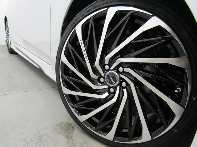 プリウス SセーフティプラスII 後期型 新品フルエアロ 新品19インチAW 新品タイヤ ナビ パノラミックビューカメラ ドラレコ AC電源 リヤトラフィックアラート ブラインドスポットモニター 先行車発進通知 セーフティセンスPKG(5枚目)