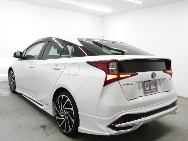 プリウス SセーフティプラスII 後期型 新品フルエアロ 新品19インチAW 新品タイヤ ナビ パノラミックビューカメラ ドラレコ AC電源 リヤトラフィックアラート ブラインドスポットモニター 先行車発進通知 セーフティセンスPKG(7枚目)