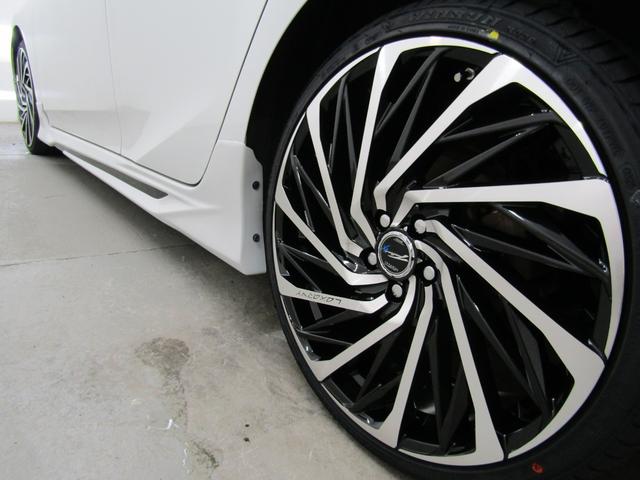 プリウス SセーフティプラスII 後期型 新品フルエアロ 新品19インチAW 新品タイヤ ナビ パノラミックビューカメラ ドラレコ AC電源 リヤトラフィックアラート ブラインドスポットモニター 先行車発進通知 セーフティセンスPKG(8枚目)