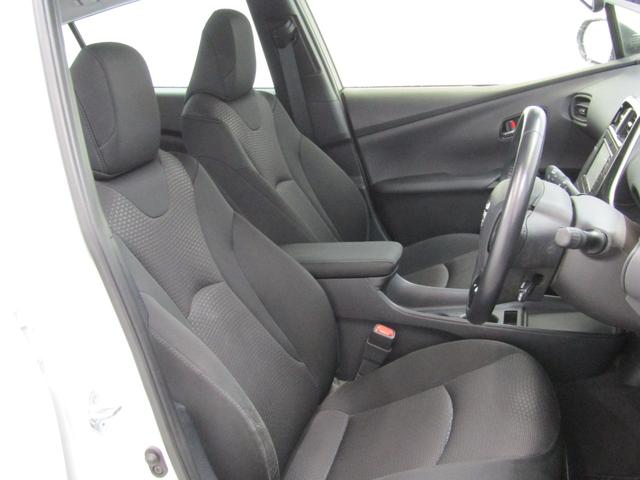 プリウス SセーフティプラスII 後期型 新品フルエアロ 新品19インチAW 新品タイヤ ナビ パノラミックビューカメラ ドラレコ AC電源 リヤトラフィックアラート ブラインドスポットモニター 先行車発進通知 セーフティセンスPKG(16枚目)