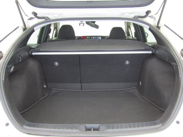 プリウス SセーフティプラスII 後期型 新品フルエアロ 新品19インチAW 新品タイヤ ナビ パノラミックビューカメラ ドラレコ AC電源 リヤトラフィックアラート ブラインドスポットモニター 先行車発進通知 セーフティセンスPKG(50枚目)