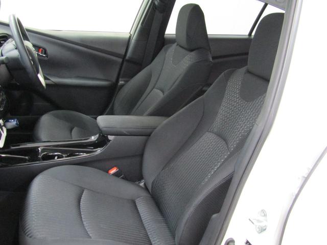 プリウス Sセーフティプラス 新品フルエアロ 新品19インチAW 新品タイヤ 9インチナビBカメラ ブルートゥース ドラレコ クリアランスソナー パーキングアシスト レーダークルーズ プリクラッシュセーフティ レーンキープアシスト(15枚目)