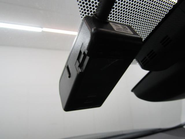 プリウス Sセーフティプラス 新品フルエアロ 新品19インチAW 新品タイヤ 9インチナビBカメラ ドラレコ ブルートゥース クリアランスソナー パーキングアシスト レーダークルーズ プリクラッシュセーフティ レーンキープアシスト(37枚目)