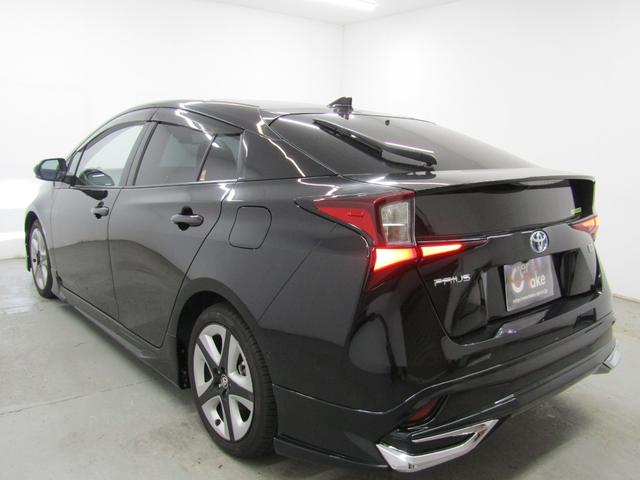 プリウス Ａプレミアム　ツーリングセレクション　後期型　黒革エアシート　フルエアロ　１７インチＡＷ　１１．６インチナビＢカメラ　ＪＢＬサウンド　ドラレコ　ＡＣ電源　リヤトラフィックアラート　ブラインドスポットモニター　ヘッドアップディスプレイ（7枚目）