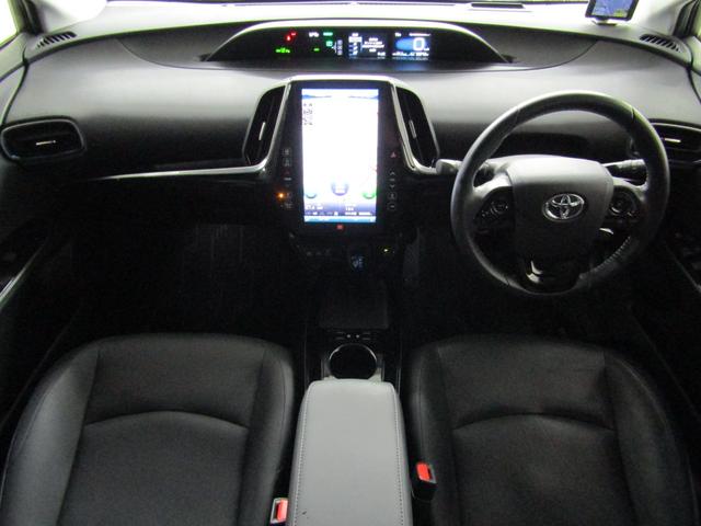 プリウス Ａプレミアム　ツーリングセレクション　後期型　黒革エアシート　フルエアロ　１７インチＡＷ　１１．６インチナビＢカメラ　ＪＢＬサウンド　ドラレコ　ＡＣ電源　リヤトラフィックアラート　ブラインドスポットモニター　ヘッドアップディスプレイ（44枚目）