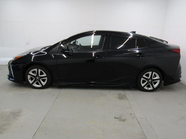 プリウス Ａプレミアム　ツーリングセレクション　後期型　黒革エアシート　フルエアロ　１７インチＡＷ　１１．６インチナビＢカメラ　ＪＢＬサウンド　ドラレコ　ＡＣ電源　リヤトラフィックアラート　ブラインドスポットモニター　ヘッドアップディスプレイ（62枚目）