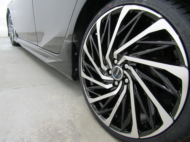 プリウス A 後期型 新品フルエアロ 新品19インチAW 新品タイヤ ナビBカメラ ドラレコ リヤトラフィックアラート ブラインドスポットモニター ヘッドアップディスプレイ クリアソナー セーフティセンスPKG(8枚目)