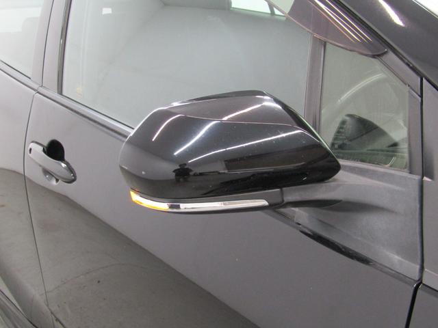 プリウス A 後期型 新品フルエアロ 新品19インチAW 新品タイヤ ナビBカメラ ドラレコ リヤトラフィックアラート ブラインドスポットモニター ヘッドアップディスプレイ クリアソナー セーフティセンスPKG(9枚目)