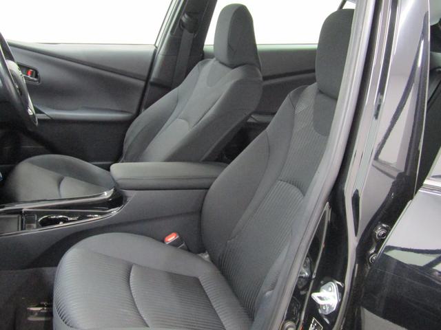 プリウス A 後期型 新品フルエアロ 新品19インチAW 新品タイヤ ナビBカメラ ドラレコ リヤトラフィックアラート ブラインドスポットモニター ヘッドアップディスプレイ クリアソナー セーフティセンスPKG(17枚目)