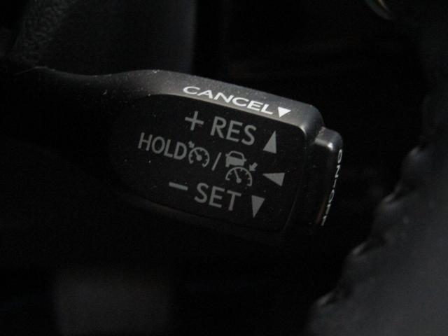 プリウス A 後期型 新品フルエアロ 新品19インチAW 新品タイヤ ナビBカメラ ドラレコ リヤトラフィックアラート ブラインドスポットモニター ヘッドアップディスプレイ クリアソナー セーフティセンスPKG(48枚目)