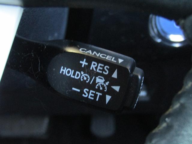 プリウス S セーフティセンスPKG 新品フルエアロ 新品19インチAW 新品タイヤ ナビBカメラ地デジ ブルートゥース レーダークルーズC プリクラッシュセーフティシステム レーンキープアシスト オートハイビーム(31枚目)