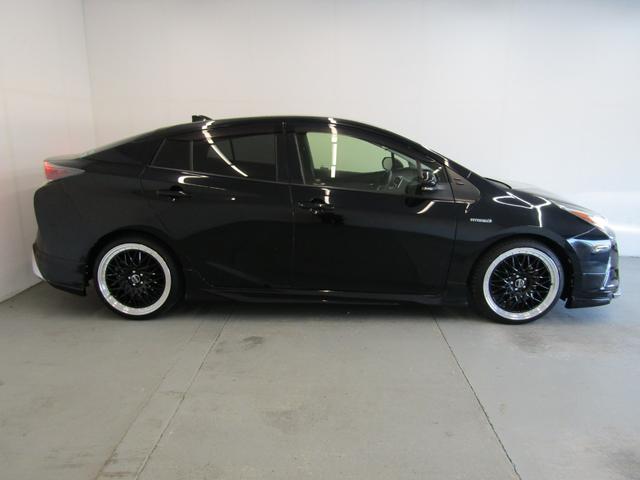 プリウス S セーフティセンスPKG 新品フルエアロ 新品19インチAW 新品タイヤ ナビBカメラ地デジ ブルートゥース レーダークルーズC プリクラッシュセーフティシステム レーンキープアシスト オートハイビーム(40枚目)