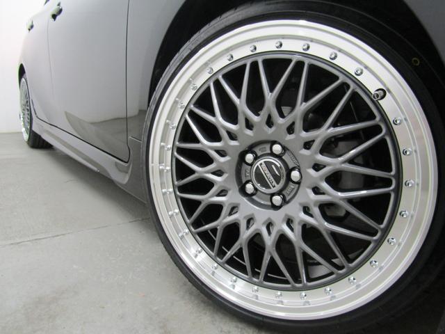 プリウス ＳセーフティプラスＩＩ　新品フルエアロ　新品１９インチＡＷ　新品タイヤ　８インチディスプレイオーディオ　ナビ　３６０全周囲カメラ　ドラレコ　ＡＣ電源　リヤトラフィックアラート　ブラインドスポットモニター　ロードサインアシスト（5枚目）