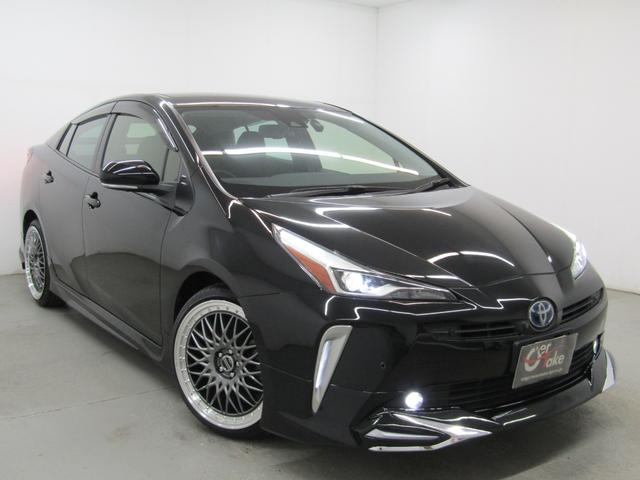 プリウス ＳセーフティプラスＩＩ　新品フルエアロ　新品１９インチＡＷ　新品タイヤ　８インチディスプレイオーディオ　ナビ　３６０全周囲カメラ　ドラレコ　ＡＣ電源　リヤトラフィックアラート　ブラインドスポットモニター　ロードサインアシスト（6枚目）