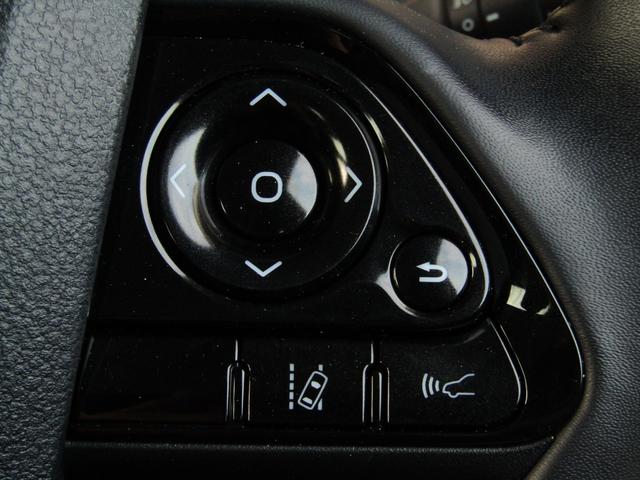 プリウス ＳセーフティプラスＩＩ　新品フルエアロ　新品１９インチＡＷ　新品タイヤ　８インチディスプレイオーディオ　ナビ　３６０全周囲カメラ　ドラレコ　ＡＣ電源　リヤトラフィックアラート　ブラインドスポットモニター　ロードサインアシスト（47枚目）