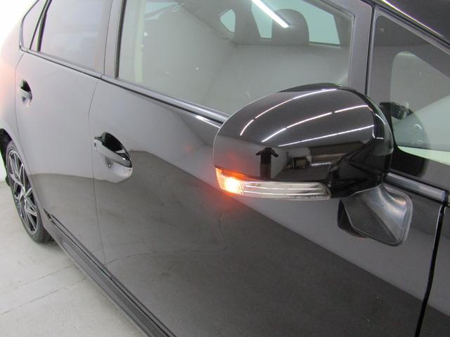 プリウス Ｓ　後期型　新品フルエアロ　新品１８インチＡＷ　新品タイヤ　ＨＩＤヘッドライト　フォグランプ　ナビ　ブルートゥース　ドラレコ　地デジ　ＥＴＣ　スマートキー（9枚目）