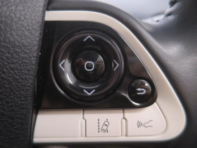 プリウス Ｓツーリングセレクション　黒革シート　セーフティセンスＰＫＧ　新品フルエアロ　新品１９インチＡＷ　新品タイヤ　ナビＢカメラ　ブルートゥース　シートヒーター　レーダークルーズＣ　プリクラッシュセーフティ　レーンキープアシスト（32枚目）