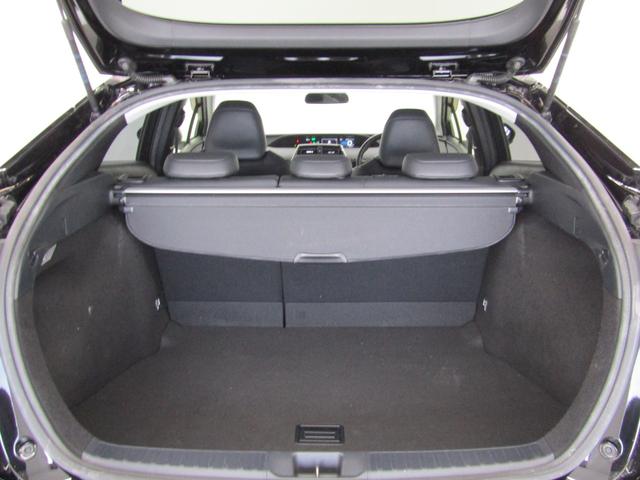 プリウス Ｓツーリングセレクション　黒革シート　セーフティセンスＰＫＧ　新品フルエアロ　新品１９インチＡＷ　新品タイヤ　ナビＢカメラ　ブルートゥース　シートヒーター　レーダークルーズＣ　プリクラッシュセーフティ　レーンキープアシスト（34枚目）