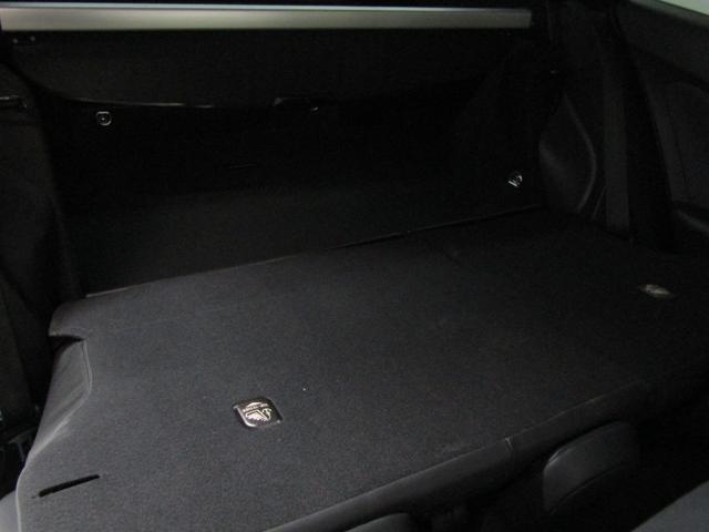 プリウス Ｓツーリングセレクション　黒革シート　セーフティセンスＰＫＧ　新品フルエアロ　新品１９インチＡＷ　新品タイヤ　ナビＢカメラ　ブルートゥース　シートヒーター　レーダークルーズＣ　プリクラッシュセーフティ　レーンキープアシスト（35枚目）