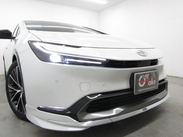 プリウス Ｚ　パノラマルーフ　黒革エアシート　モデリスタフルエアロ　１９インチＡＷ　１２．３インチナビ　ディスプレイオーディオ　３６０カメラ　置くだけ充電　ドラレコ　ＡＣ電源　パワーバックドア　ミラキャスト（5枚目）