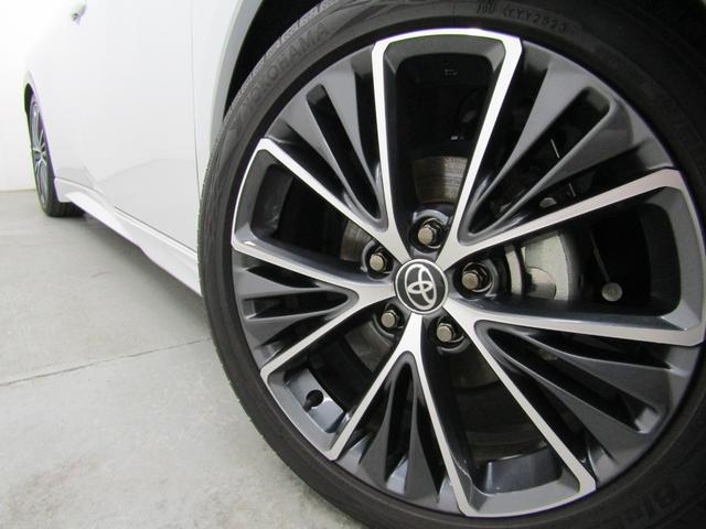 プリウス Ｚ　パノラマルーフ　黒革エアシート　モデリスタフルエアロ　１９インチＡＷ　１２．３インチナビ　ディスプレイオーディオ　３６０カメラ　置くだけ充電　ドラレコ　ＡＣ電源　パワーバックドア　ミラキャスト（6枚目）