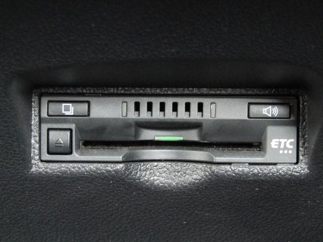 プリウス Ｓツーリングセレクション　黒革シート　セーフティセンスＰＫＧ　新品フルエアロ　新品１９インチＡＷ　新品タイヤ　ナビＢカメラ　ブルートゥース　シートヒーター　レーダークルーズＣ　プリクラッシュセーフティ　レーンキープアシスト（36枚目）