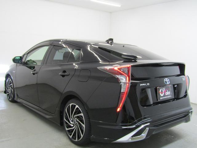 プリウス Ｓツーリングセレクション　黒革シート　セーフティセンスＰＫＧ　新品フルエアロ　新品１９インチＡＷ　新品タイヤ　ナビＢカメラ　ブルートゥース　シートヒーター　レーダークルーズＣ　プリクラッシュセーフティ　レーンキープアシスト（39枚目）